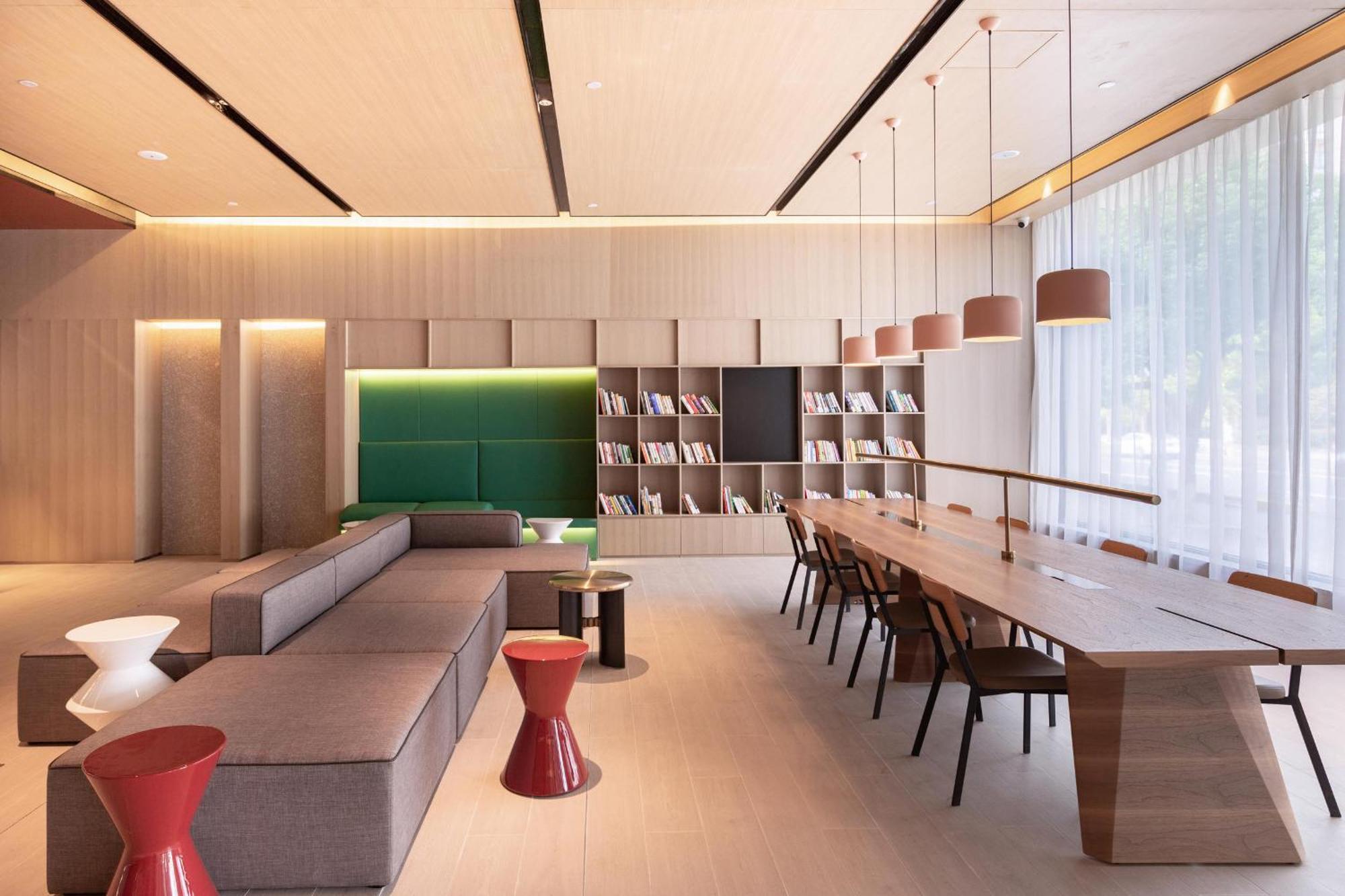 Atour Hotel Shanghai Caohejing エクステリア 写真